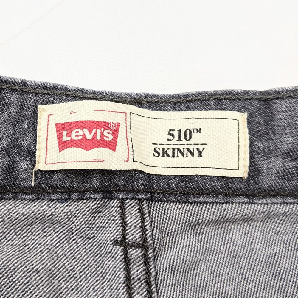 Levi's 510 Boy's Gray Skinny Fit Straight Jeans - Picture 5 of 9